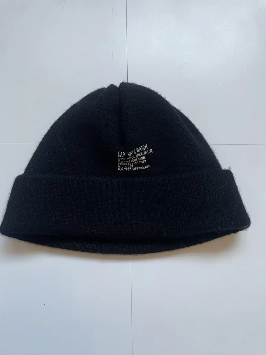 N.hoolywood beanie